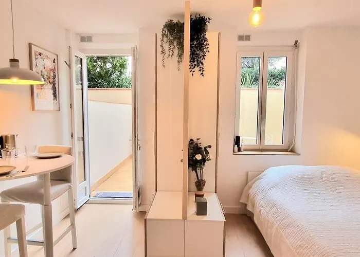 Sur Un Nuage - Terrasse - Gare - Hypercentre 公寓