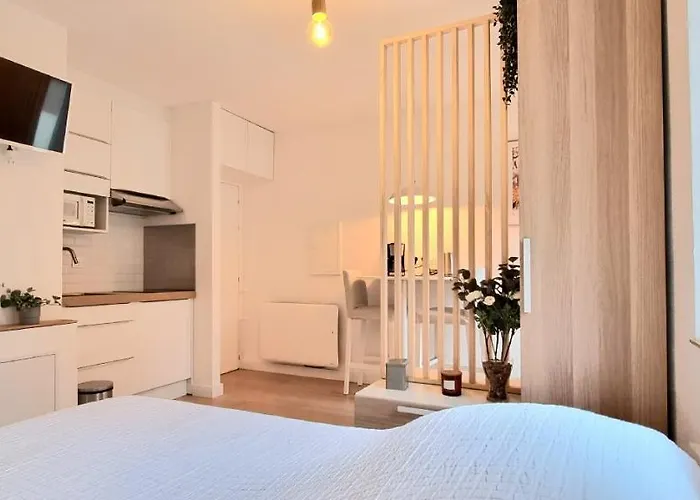 Sur Un Nuage - Terrasse - Gare - Hypercentre アパート